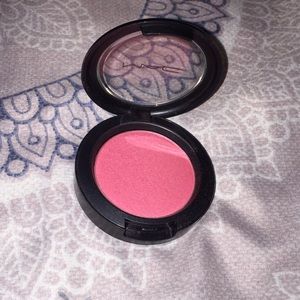 Mac Blush Dolly Mix